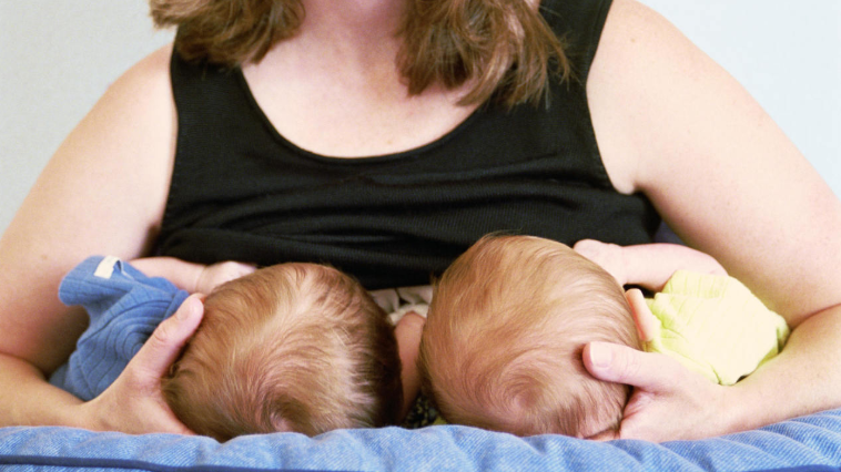 Top Tips to Prepare for Tandem Nursing